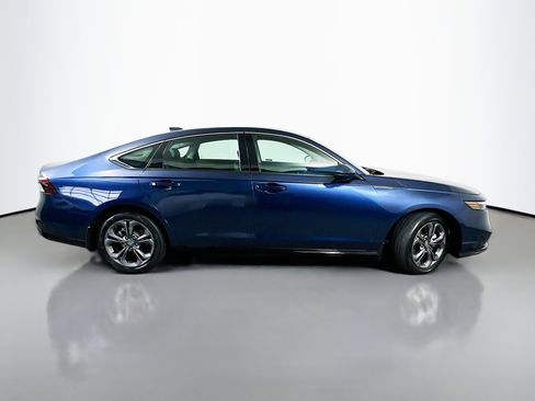Used 2023 Honda Accord EX-L image 8