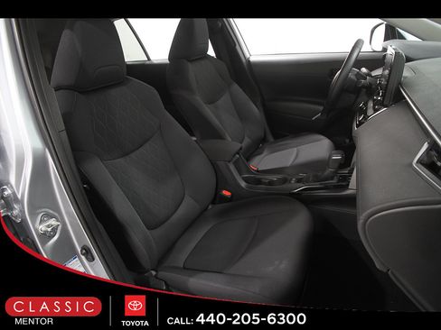 Certified 2022 Toyota Corolla Cross LE AWD/4WD image 13