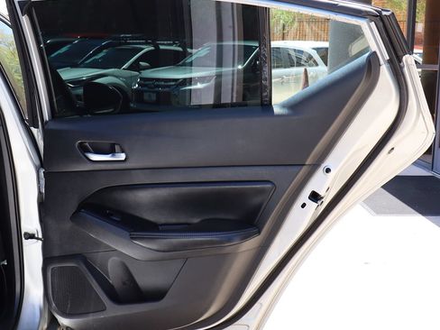 Used 2021 Nissan Altima 2.5 SV FWD image 26
