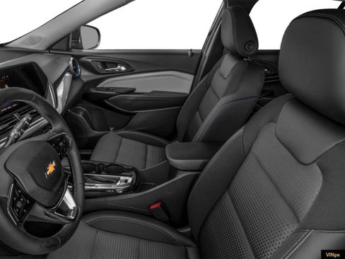 New 2026 Chevrolet Trax LT image 6