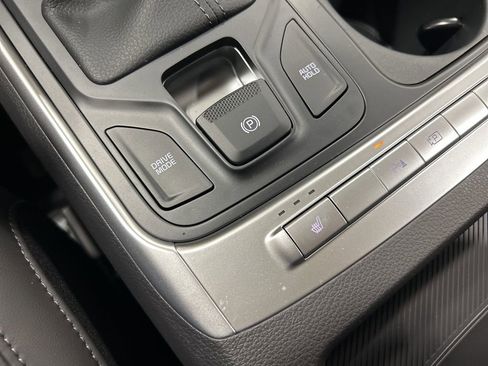 New 2026 Kia Carnival image 23