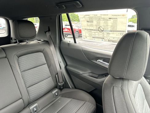 New 2026 Chevrolet Equinox LT FWD image 12
