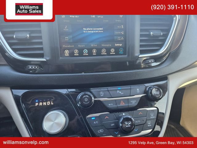 Used 2019 Chrysler Pacifica Touring-L FWD image 18