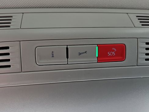 Certified 2024 Volkswagen Taos S image 20