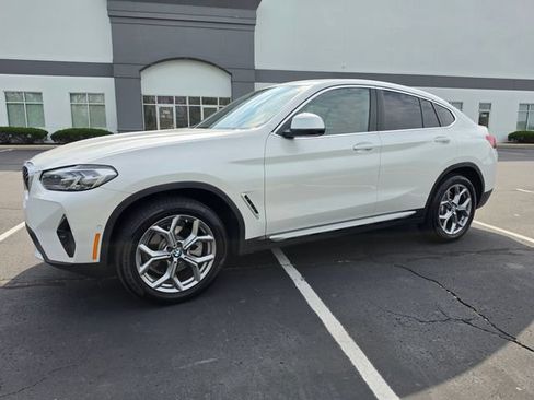 Used 2024 BMW X4 xDrive30i w/ Premium Package AWD/4WD image 10