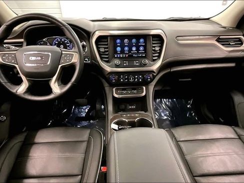 Used 2022 GMC Acadia Denali w/ Denali Ultimate Package AWD/4WD image 19