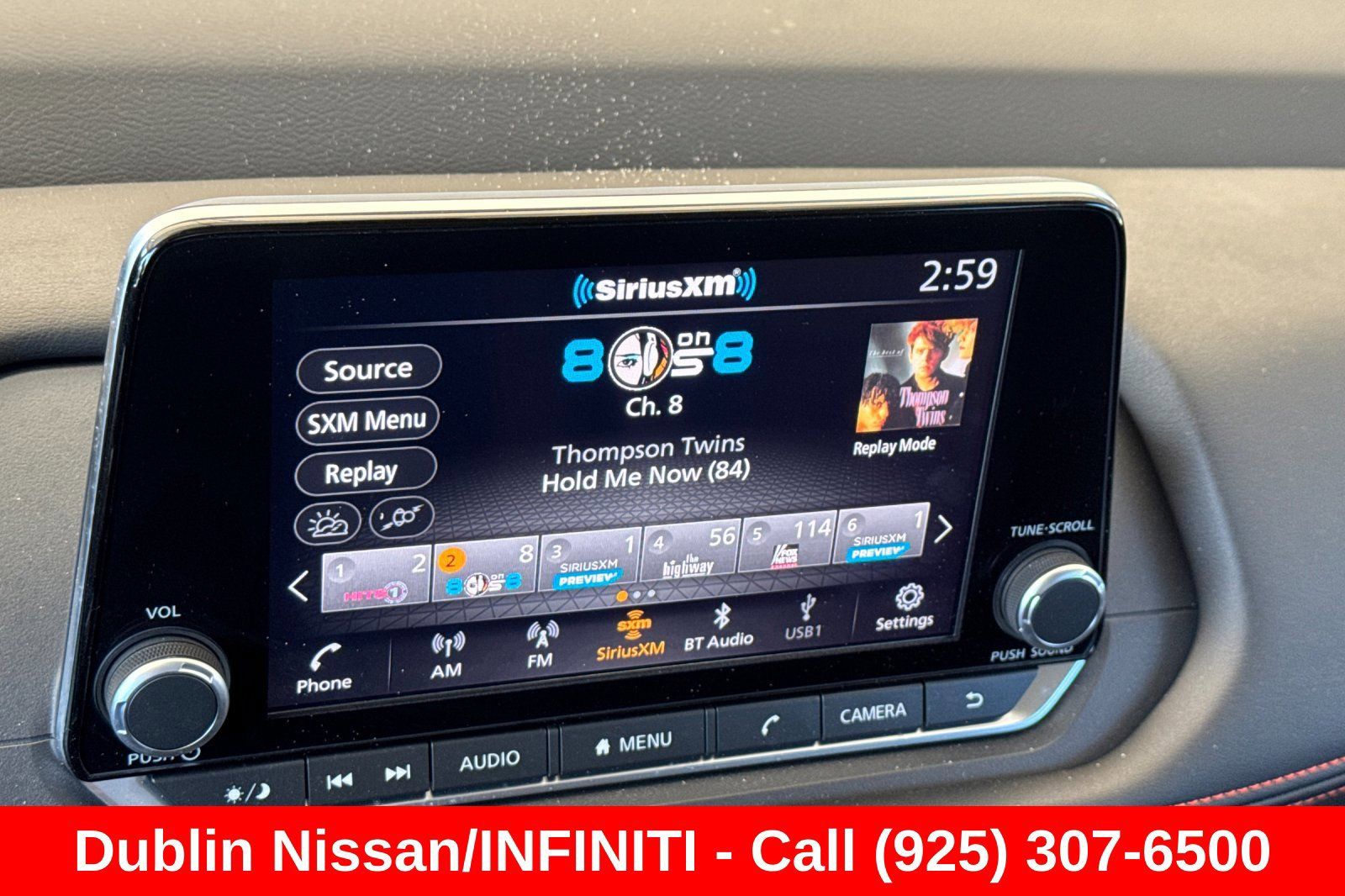 Used 2025 Nissan Rogue SV AWD/4WD image 27