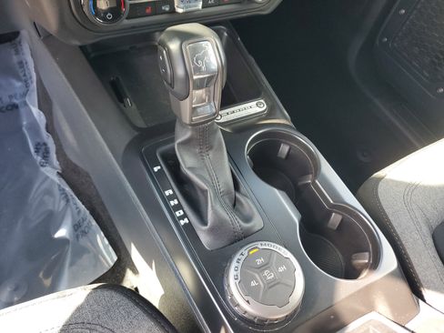 Used 2025 Ford Bronco Big Bend image 25