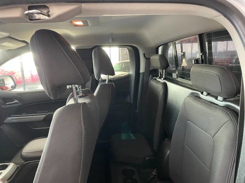 Used 2018 Chevrolet Colorado LT w/ LT Convenience Package image 22