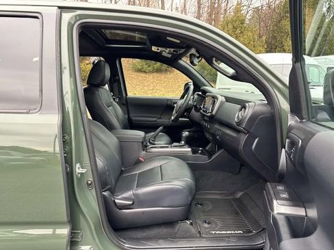 Used 2021 Toyota Tacoma TRD Off-Road image 18