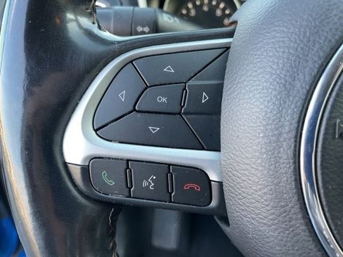 Used 2020 Jeep Compass Limited image 23