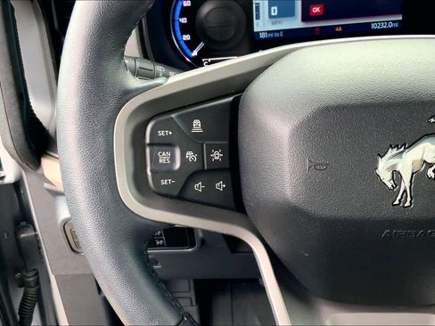 Used 2024 Ford Bronco Wildtrak image 22