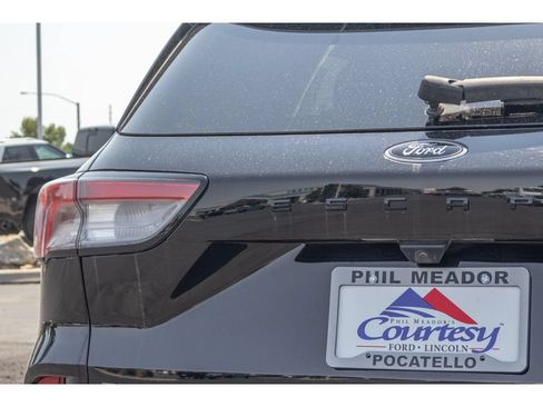 Used 2022 Ford Escape SEL w/ SEL Stealth AWD Package image 29