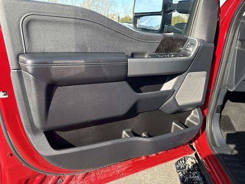 Used 2024 Ford F250 Lariat w/ Lariat Ultimate Package image 17