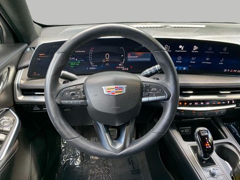 Certified 2024 Cadillac XT4 Sport AWD/4WD image 4