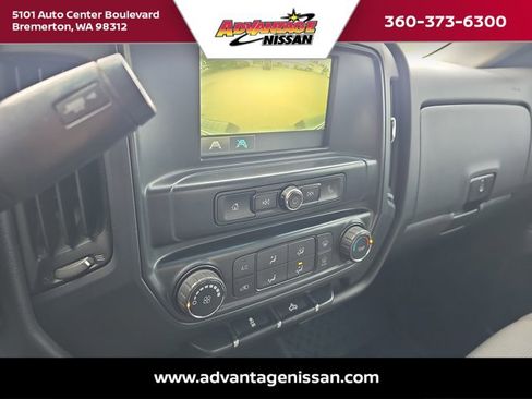 Used 2018 Chevrolet Silverado 1500 Custom image 12