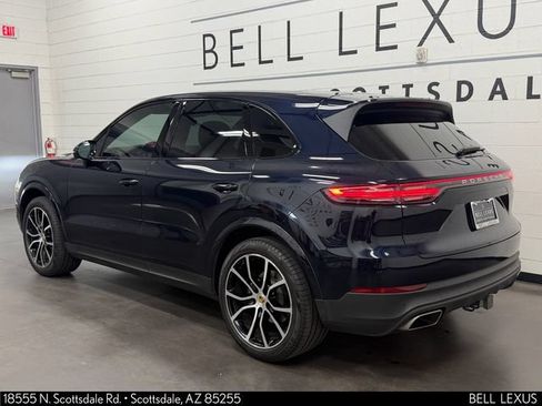 Used 2019 Porsche Cayenne AWD/4WD image 6