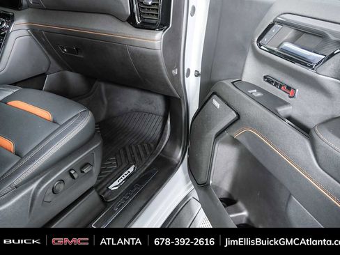 Used 2024 GMC Sierra 1500 AT4 w/ AT4 Premium Package AWD/4WD image 24