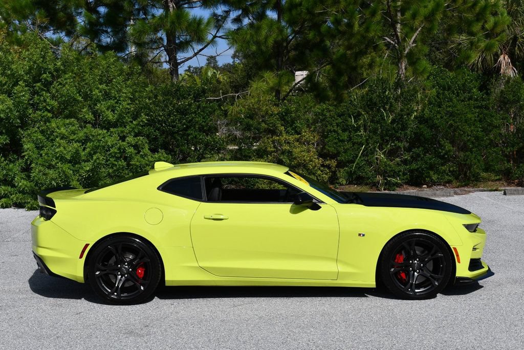 Used 2021 Chevrolet Camaro SS RWD image 34
