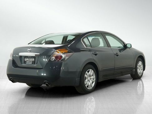 Used 2011 Nissan Altima 2.5 S image 5