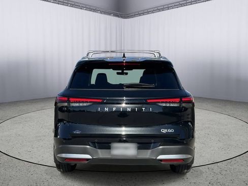 Used 2026 INFINITI QX60 Luxe w/ Cargo Package FWD image 8