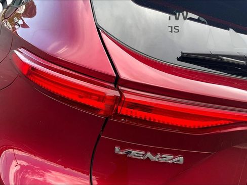 Used 2021 Toyota Venza XLE w/ Softex Package AWD/4WD image 23