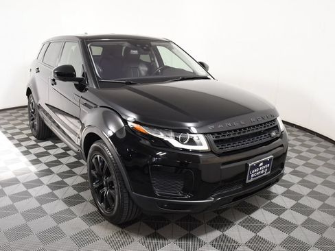 Used 2018 Land Rover Range Rover Evoque SE AWD/4WD image 9