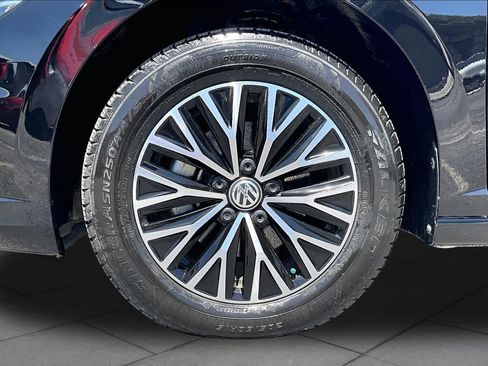 Used 2021 Volkswagen Jetta SE FWD image 11