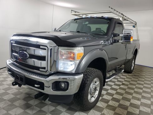 Used 2016 Ford F250 XLT w/ XLT Value Package image 4