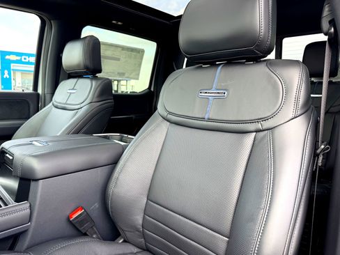 Used 2026 Ford F250 Platinum image 13