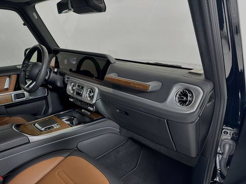 Used 2025 Mercedes-Benz G 580 w/ EQ Technology image 7