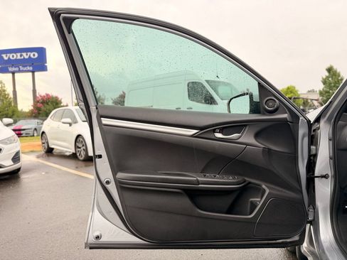 Used 2019 Honda Civic Sport image 14