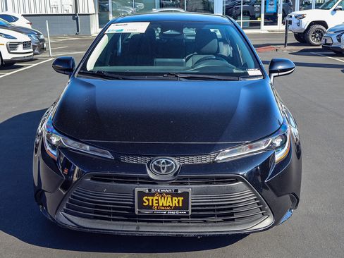 Used 2023 Toyota Corolla LE image 17