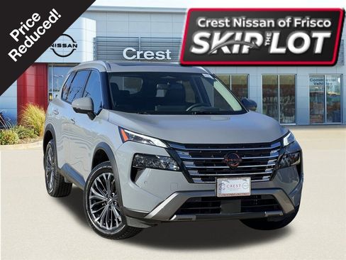 Certified 2025 Nissan Rogue SL w/ Tech Package image 1