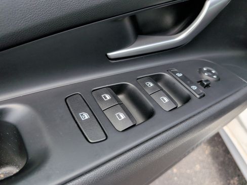 Used 2021 Hyundai Elantra SEL w/ Convenience + Premium Package FWD image 28