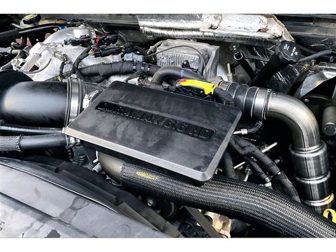 Used 2017 GMC Sierra 3500 Denali w/ Duramax Plus Package image 32