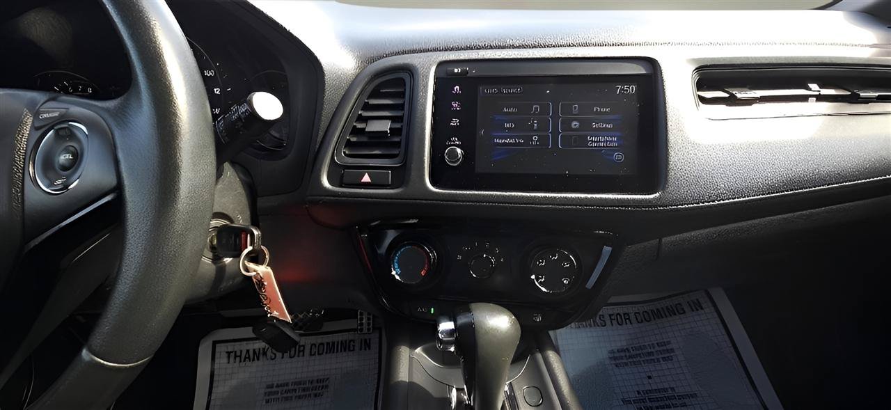 Used 2019 Honda HR-V Sport image 14