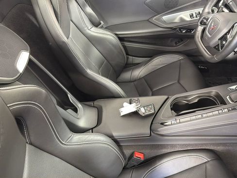 Used 2024 Chevrolet Corvette Stingray Convertible w/ Z51 Performance Package RWD image 35