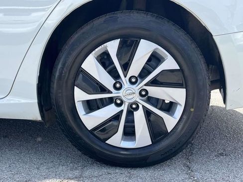 Used 2022 Nissan Altima 2.5 S image 11