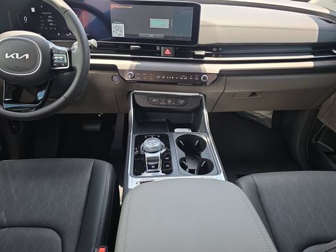 New 2026 Kia Carnival SX FWD image 15