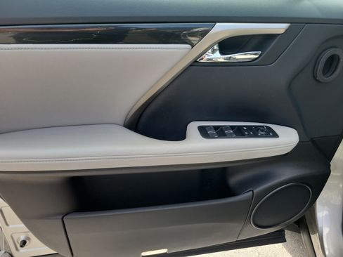 Used 2019 Lexus RX 350 FWD w/ Accessory Package image 20