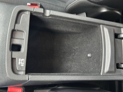 Used 2015 Dodge Durango Limited w/ Nav & Power Liftgate Group AWD/4WD image 18
