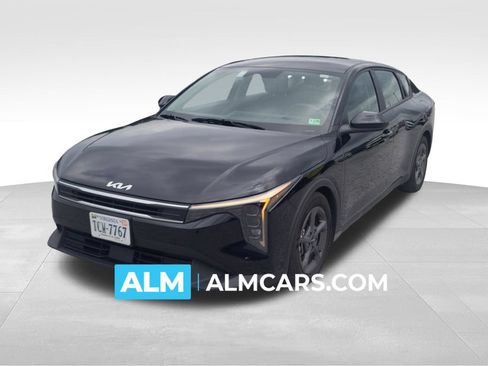 Used 2025 Kia K4 FWD image 1