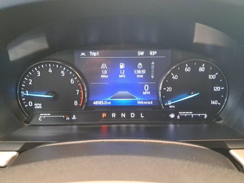 Used 2022 Ford Explorer XLT w/ Equipment Group 202A AWD/4WD image 27