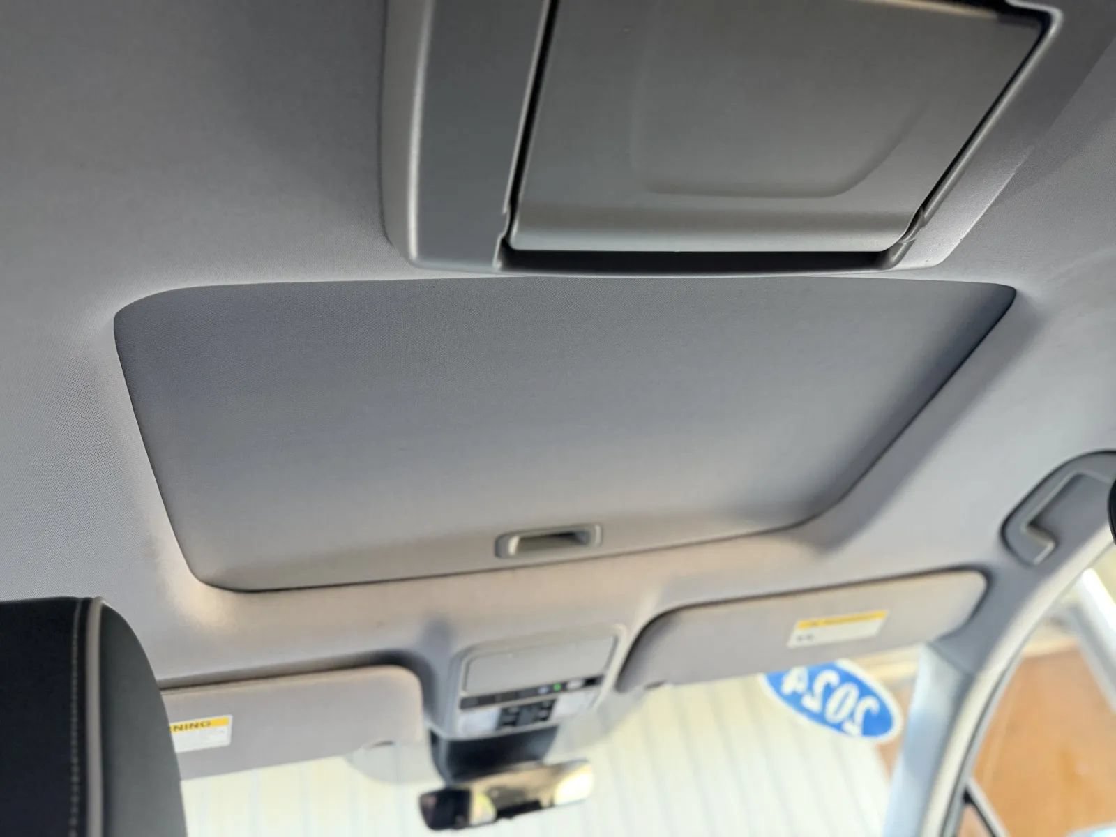 Used 2024 Honda Odyssey Elite image 22
