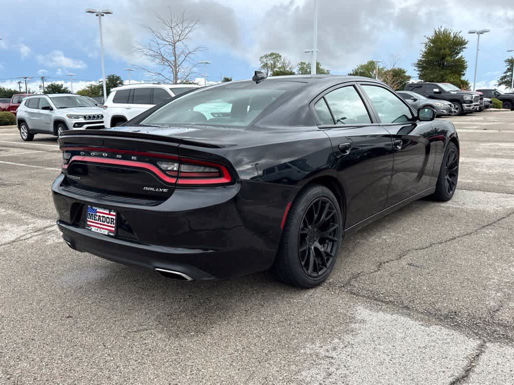 Used 2016 Dodge Charger SXT w/ Rallye Group RWD image 4