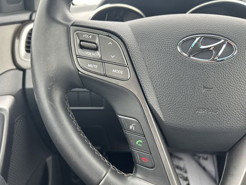 Used 2017 Hyundai Santa Fe Sport image 18