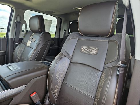 New 2025 RAM 2500 Limited AWD/4WD image 17