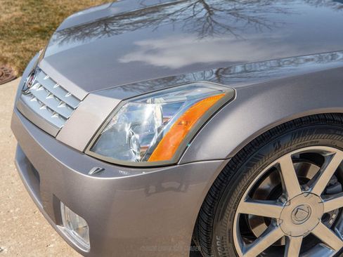 Used 2004 Cadillac XLR image 95