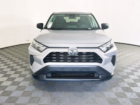 Used 2024 Toyota RAV4 LE FWD image 8
